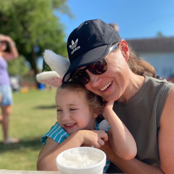 Welcome to Amélie's Armoire - Picture 8 of 16